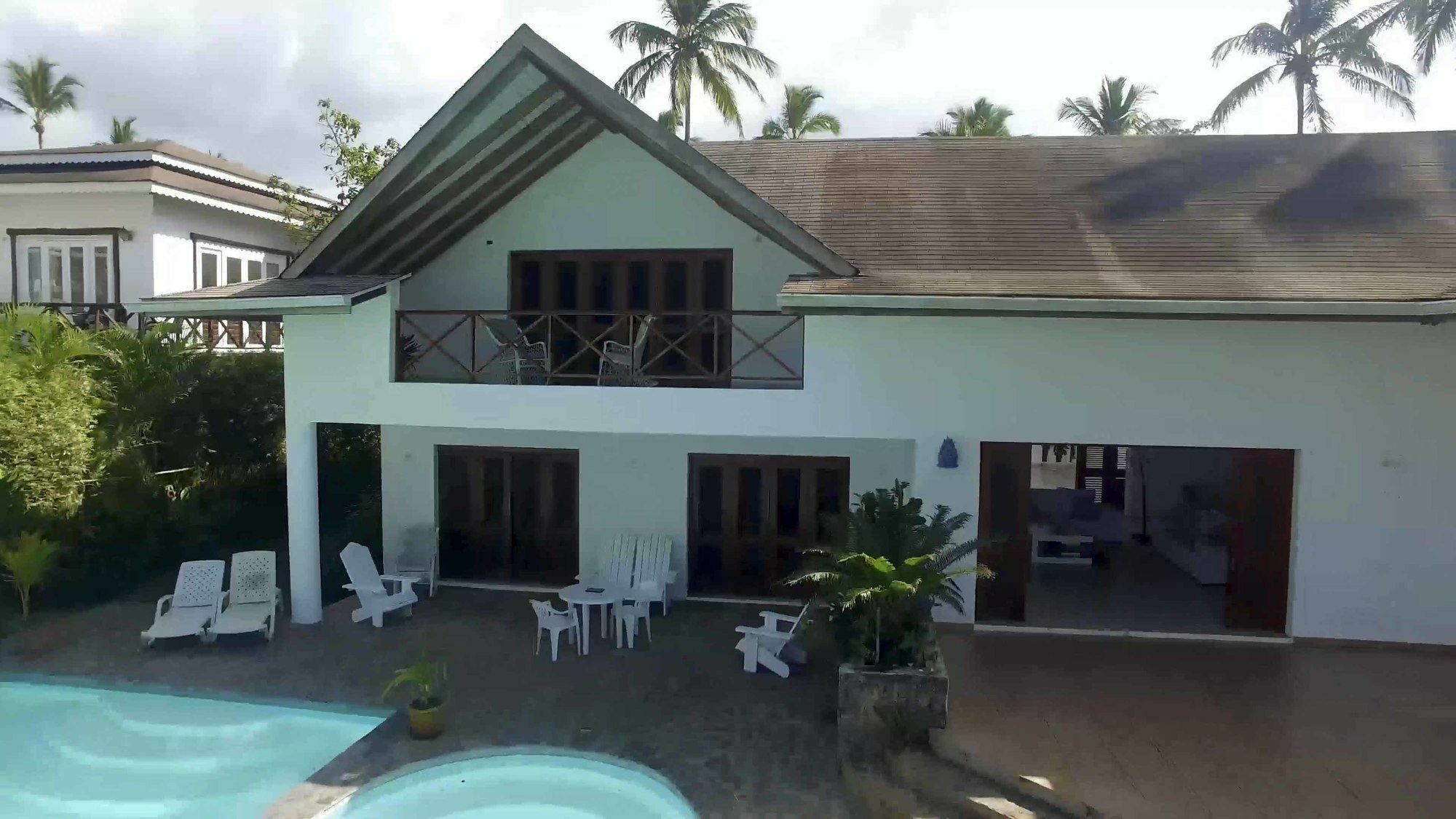 Villa Habitaciones Playa Coson 라스테레나스 외부 사진